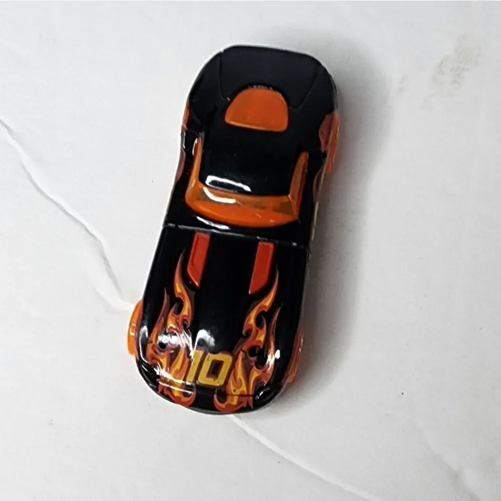 HOT WHEELS FAST FELION BLACK W/FLAMES 